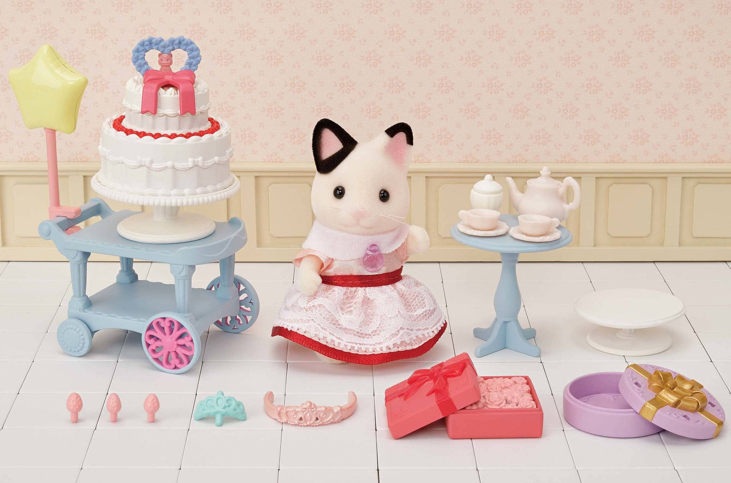 Calico Critters Tuxedo Cat Party Time Set
